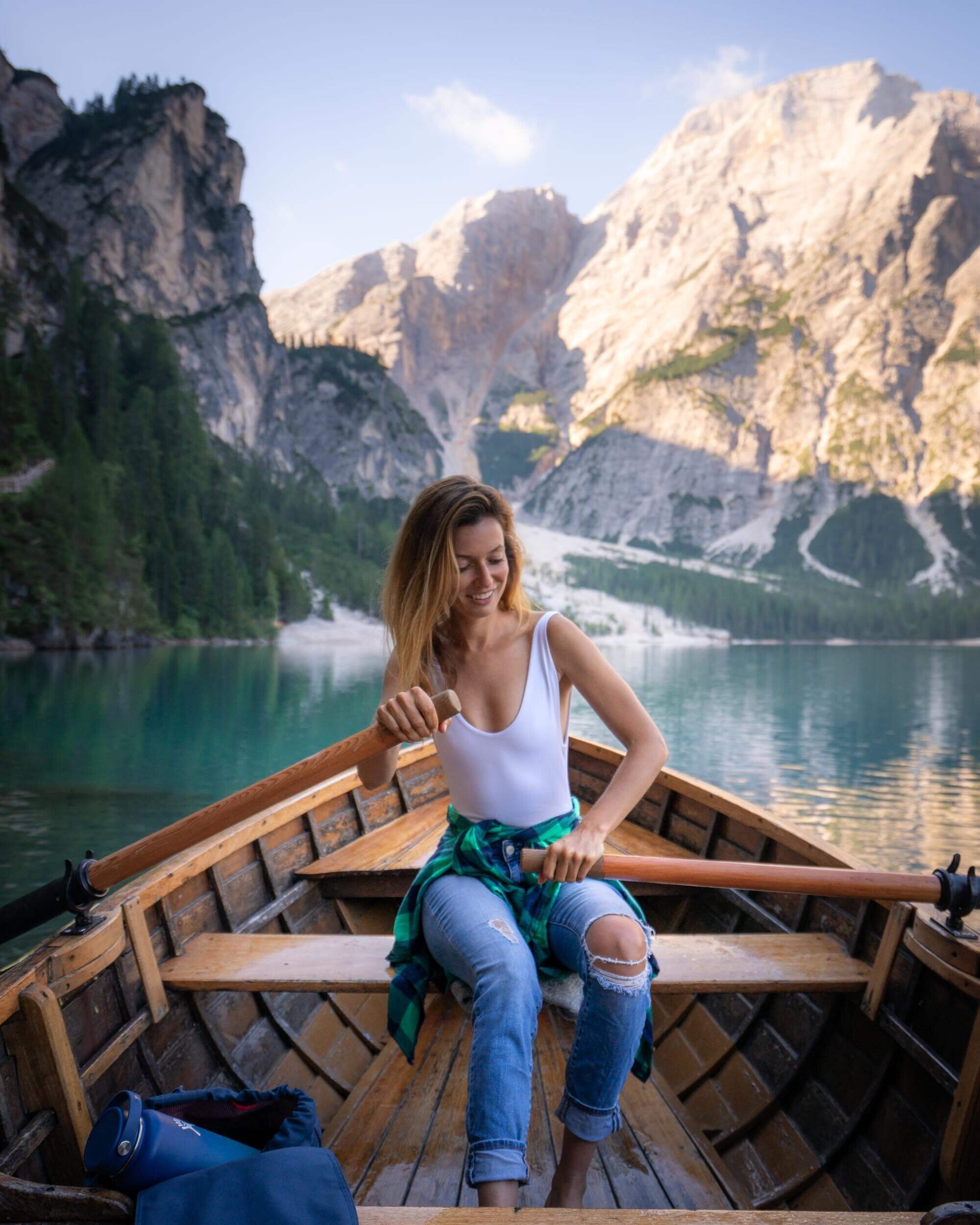 Don’t miss the opportunity to take a row boat out on  Lago di Braies!