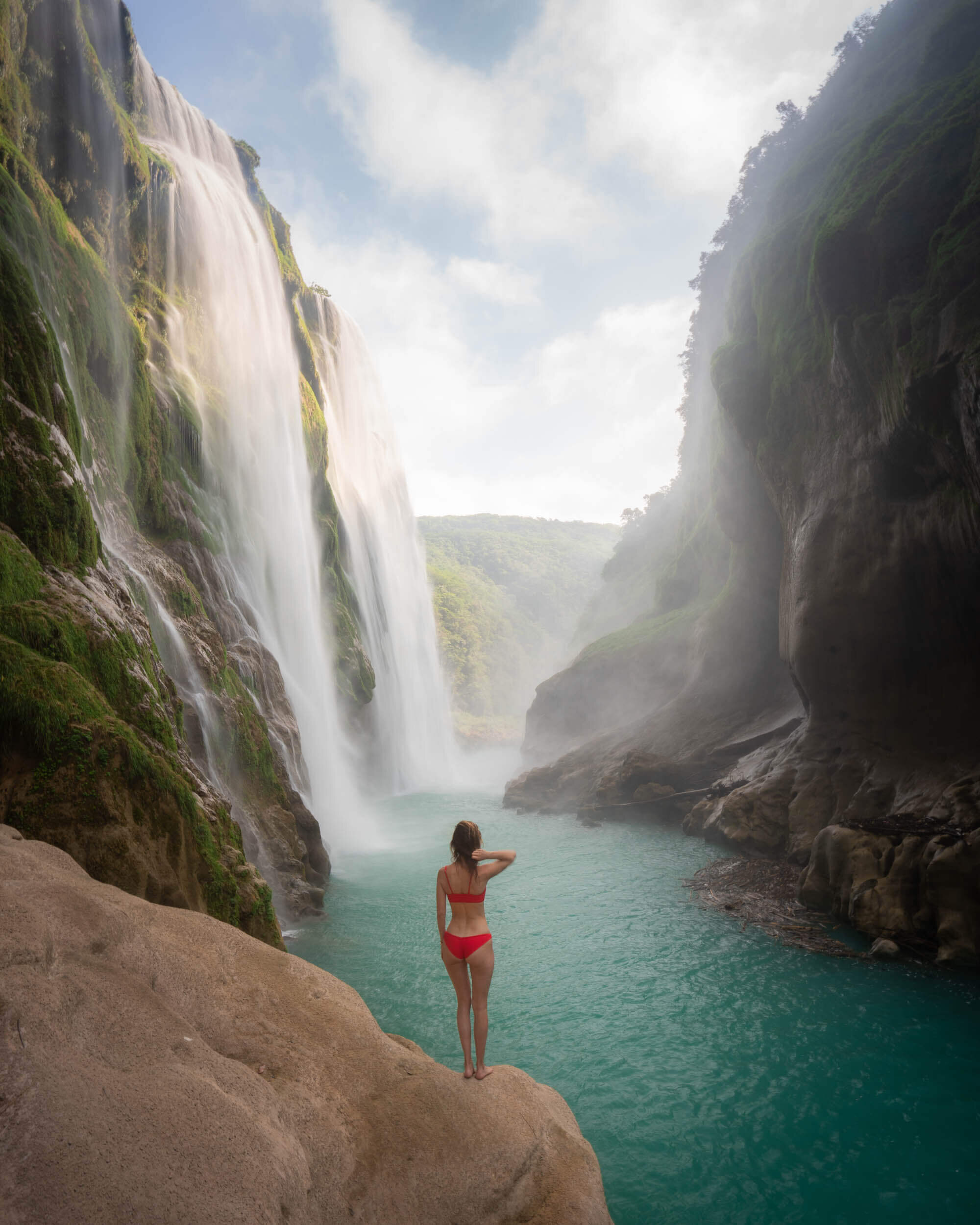 There is a trail that will take you down to the base of Tamul Waterfall in Mexico’s La Huasteca Potosina region.