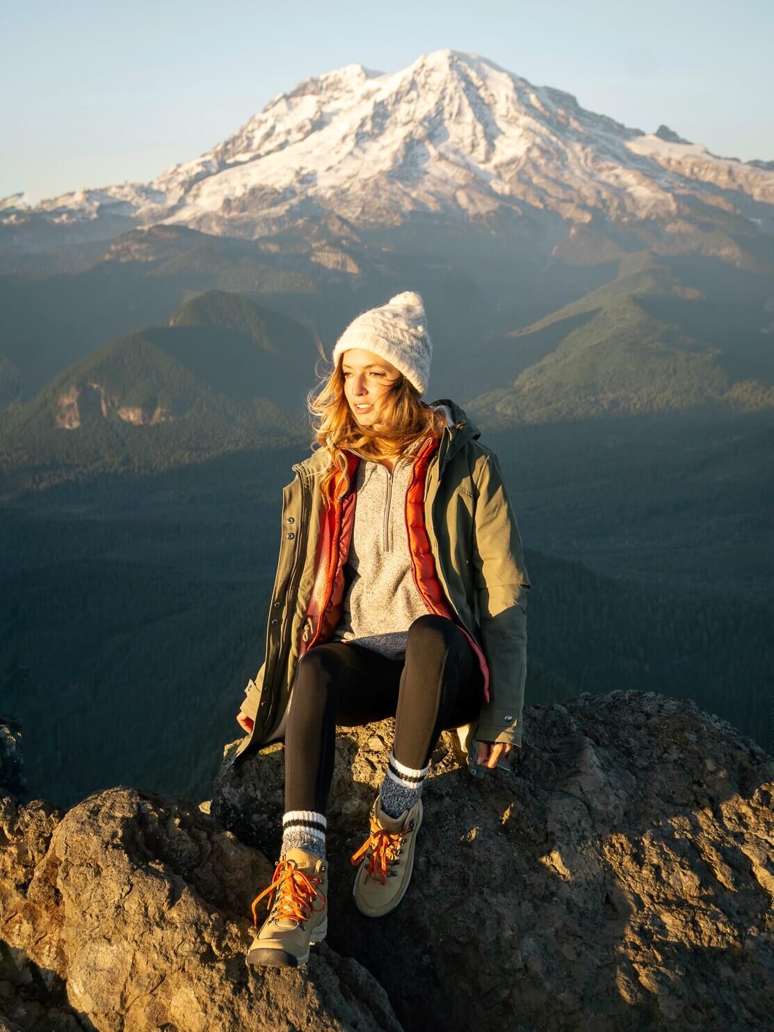 Tops : Patagonia Fleece Jacket , Patagonia Down Sweater Vest , Valcom Parka ; Bottoms: The North Face Winter Warm Tight ; Shoes: Danner Hiker Boot